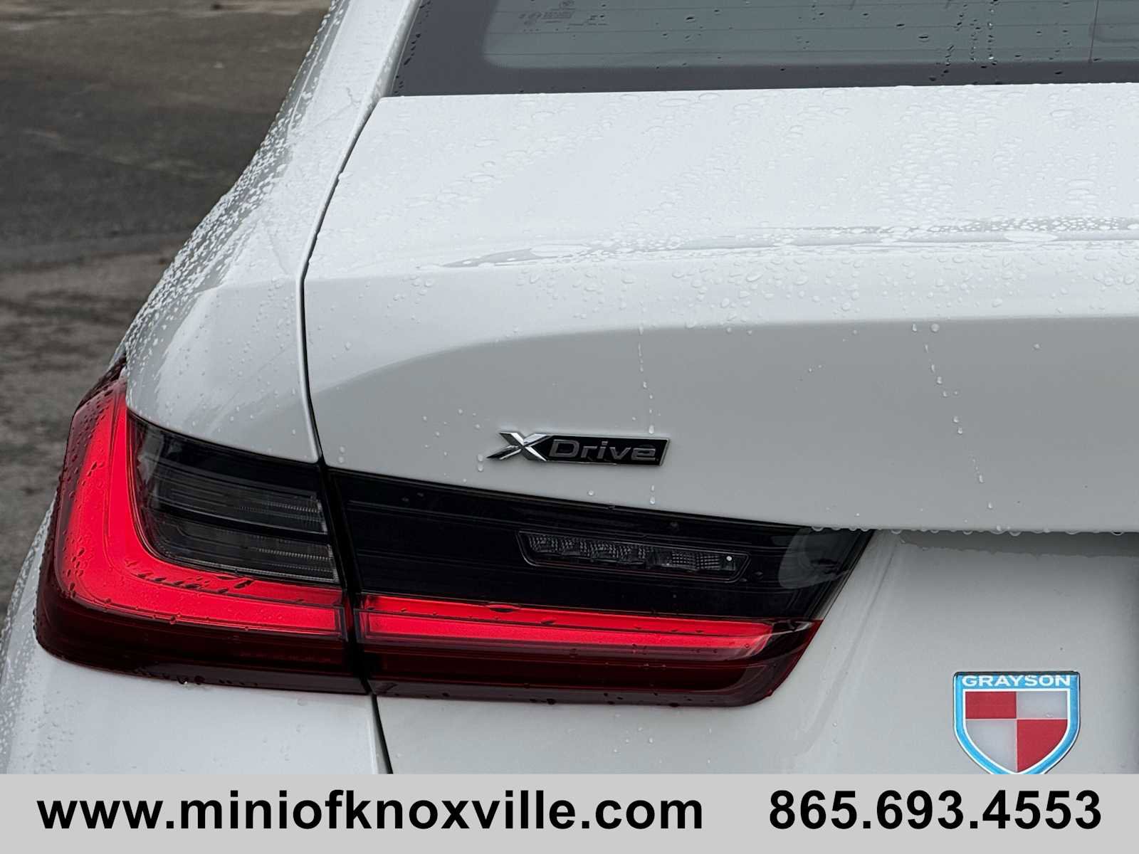 Used 2023 BMW 330i xDrive Sedan w/ Premium Package image 32