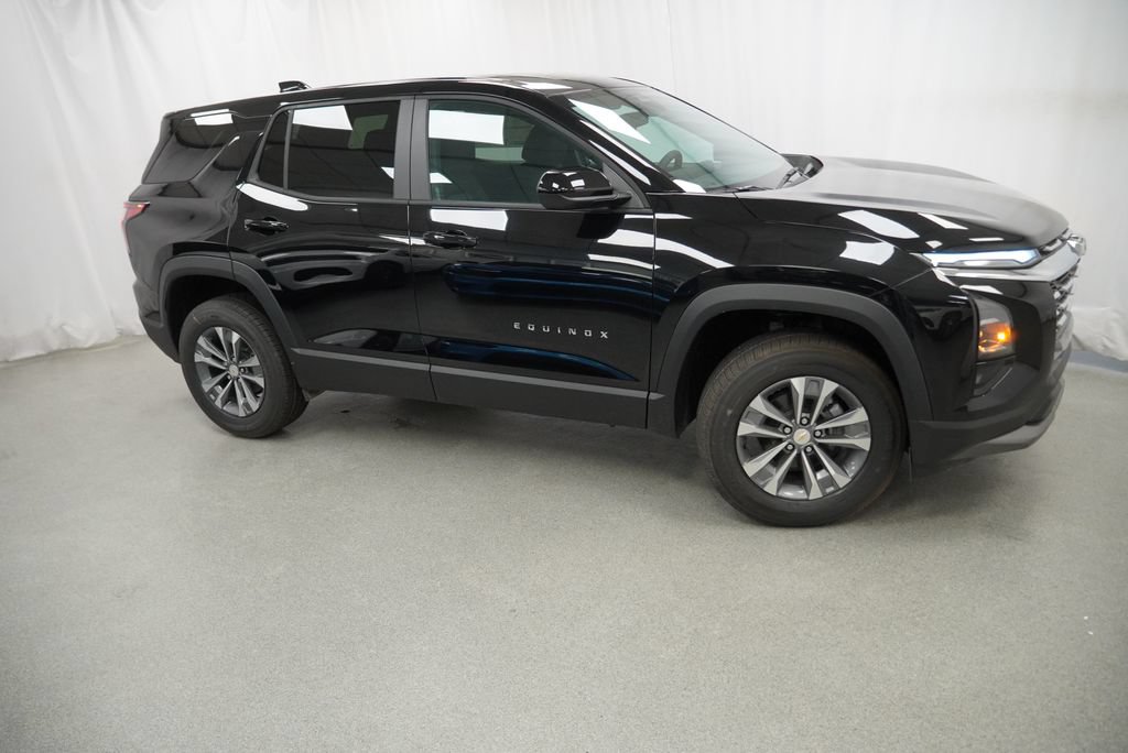 New 2027 Chevrolet Equinox LT FWD image 6