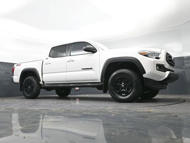 Used 2023 Toyota Tacoma SR5 AWD/4WD image 37