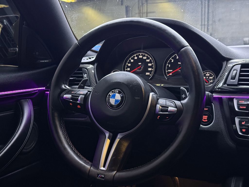 Used 2015 BMW M4 Coupe w/ Executive Package RWD image 20