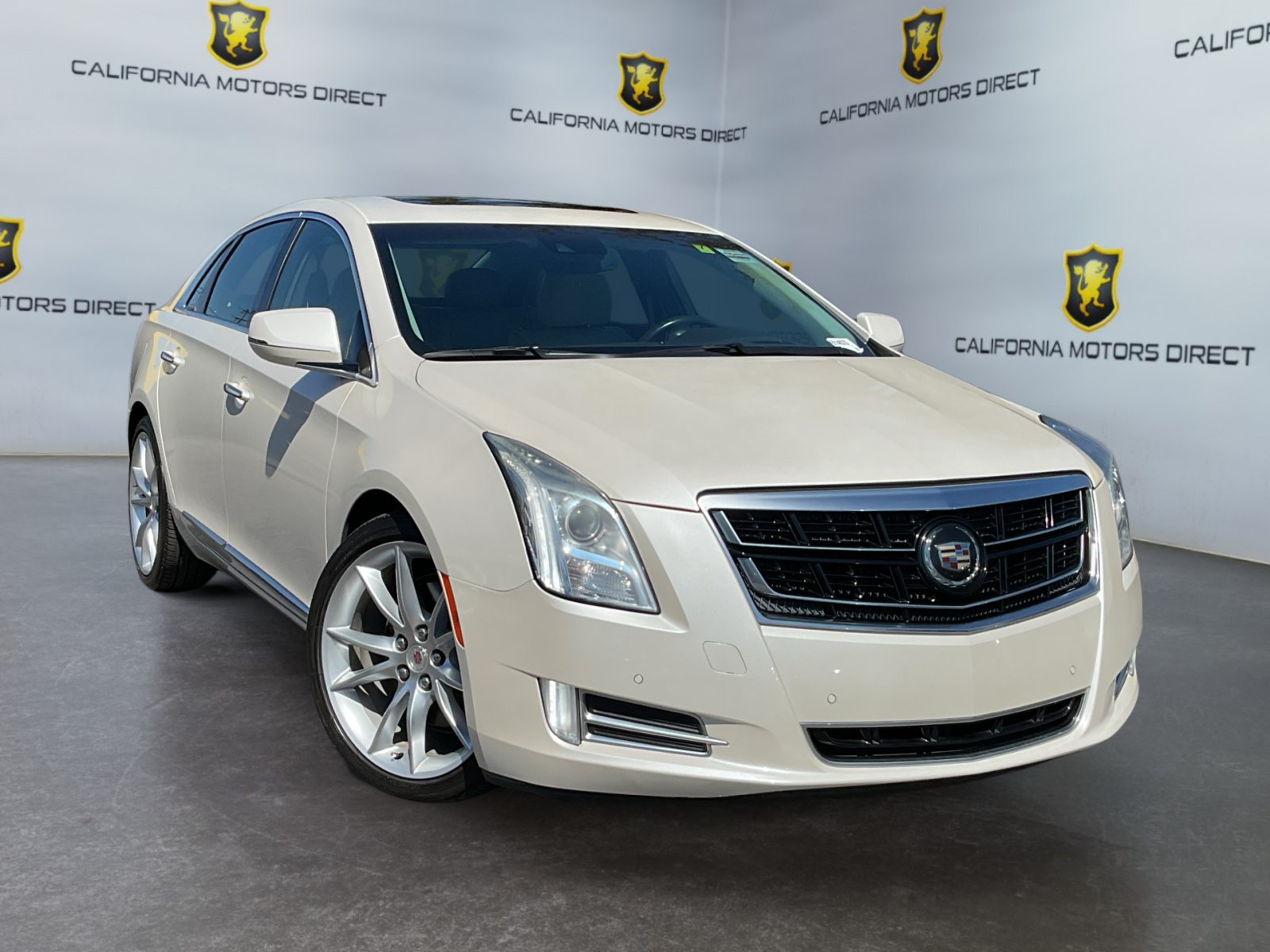 Used 2014 Cadillac XTS Vsport Premium w/ Driver Assist Package AWD/4WD image 3