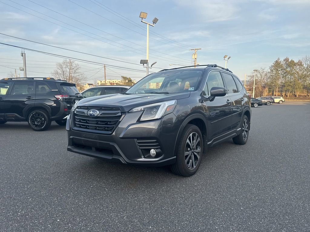 Used 2023 Subaru Forester Limited image 2