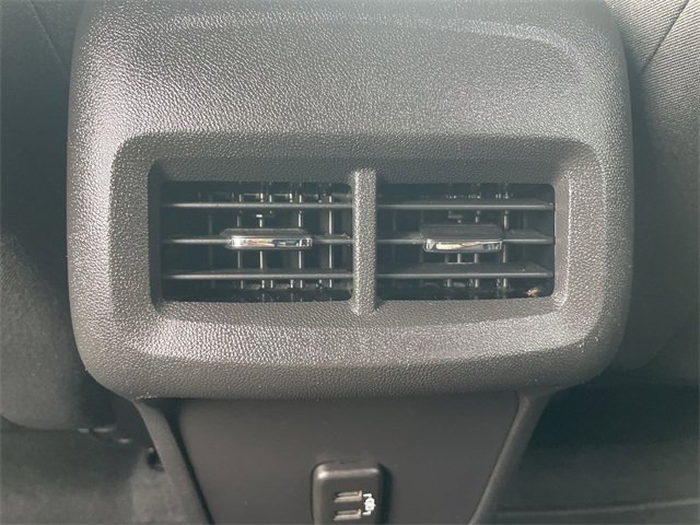 Used 2024 Chevrolet Equinox LT image 20