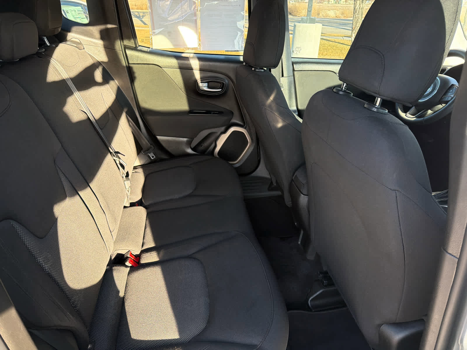 Used 2016 Jeep Renegade Sport w/ Power & Air Group image 11