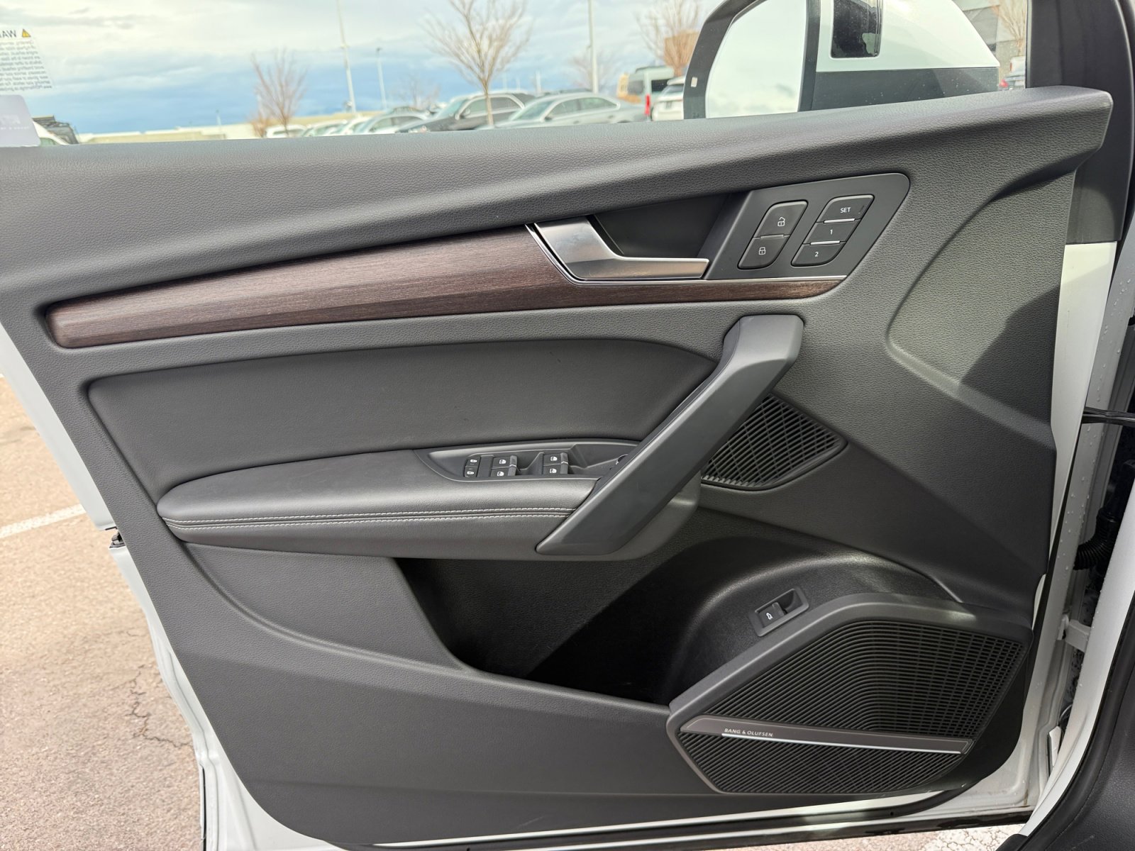 Used 2023 Audi Q5 2.0T Prestige w/ Prestige Package image 13