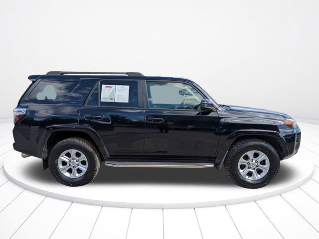 Used 2016 Toyota 4Runner SR5 image 3