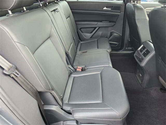 Used 2020 Volkswagen Atlas Cross Sport SE w/ Panoramic Sunroof Package image 26