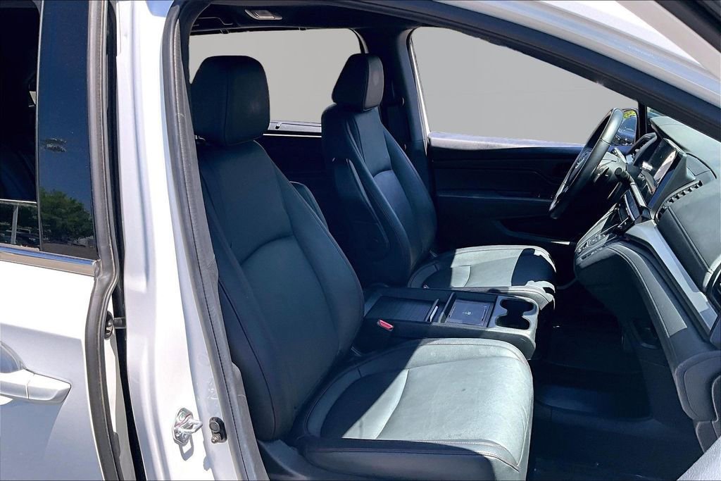 Used 2025 Honda Odyssey Sport-L image 23