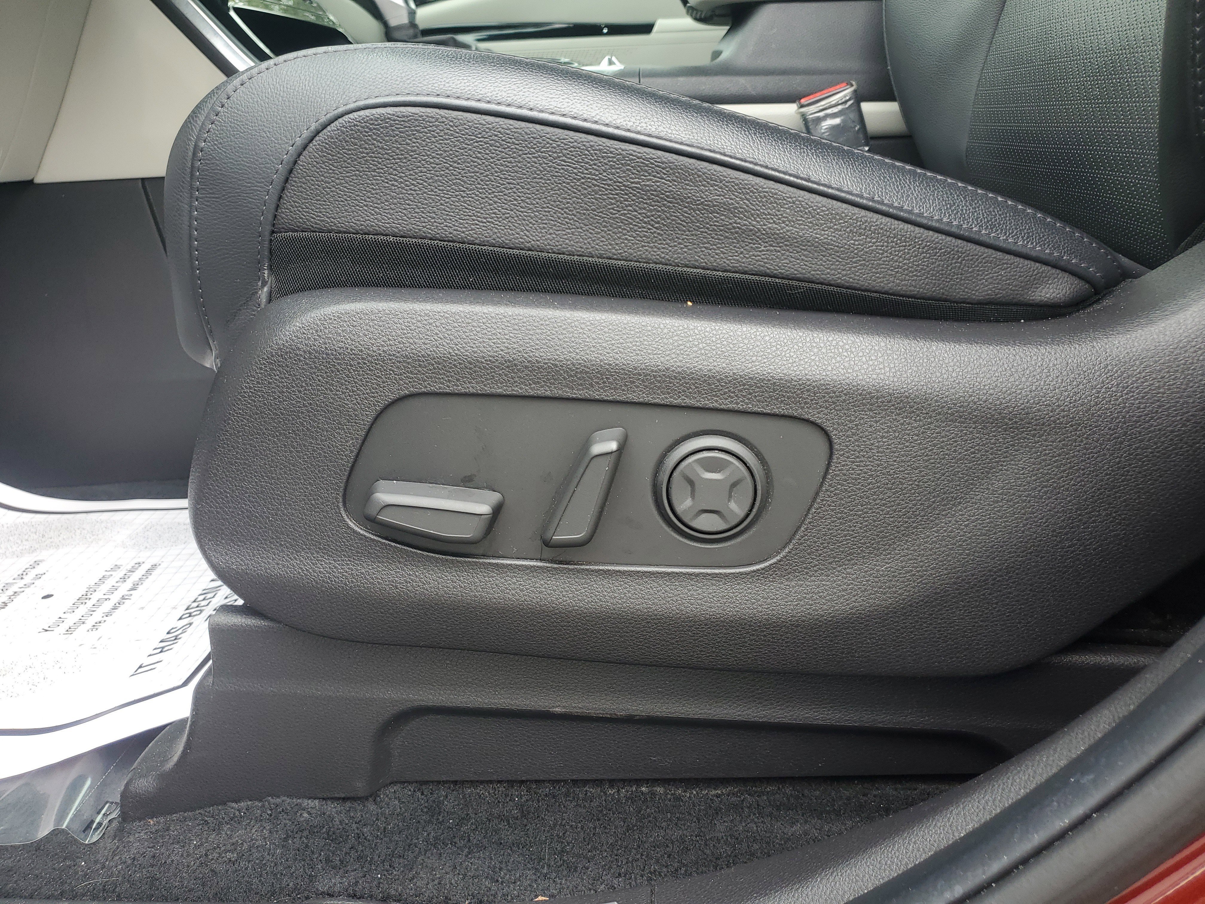 Used 2024 Kia Carnival SX Prestige FWD image 23