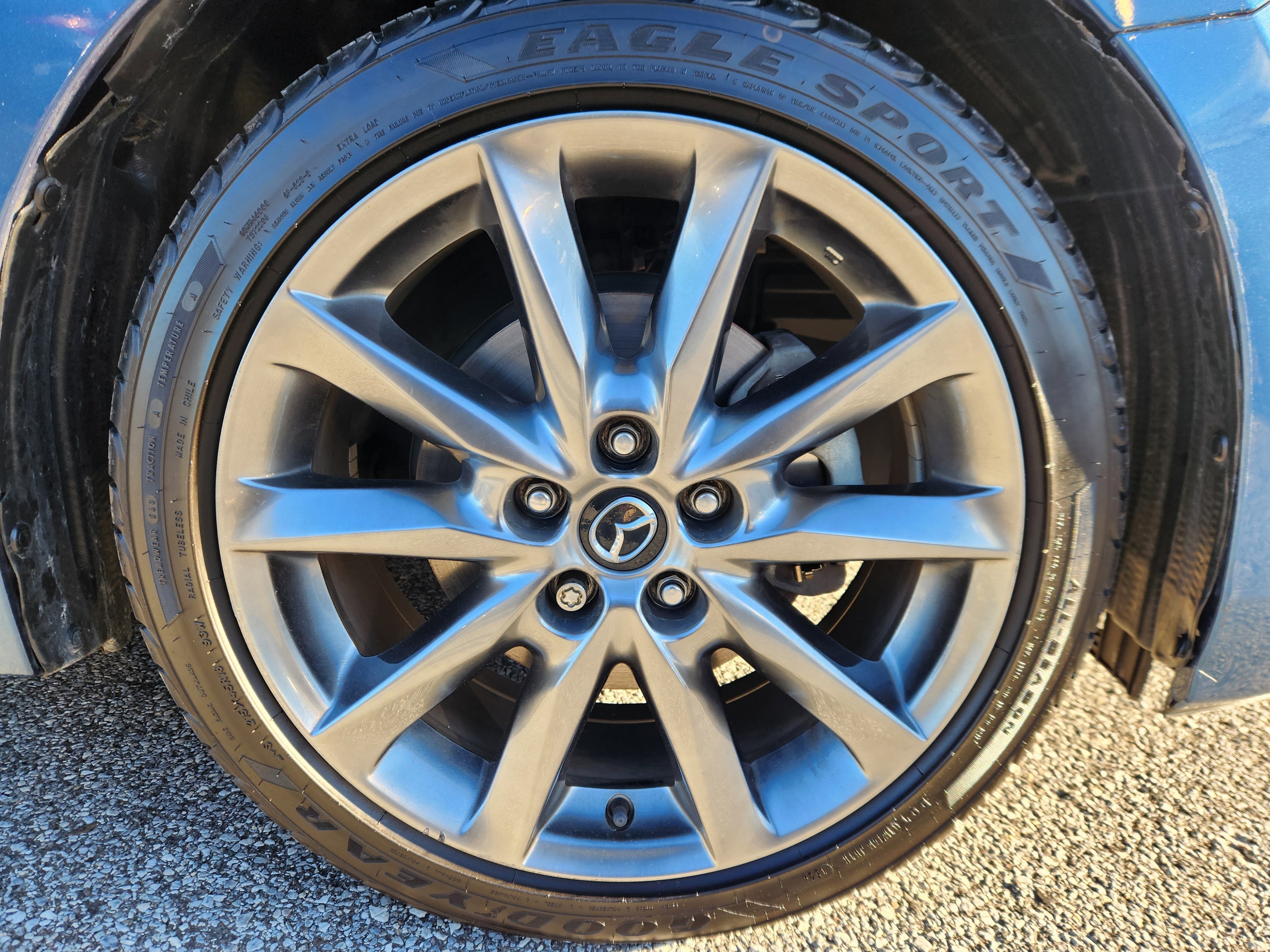 Used 2018 MAZDA MAZDA3 Grand Touring w/ Premium Equipment Package image 21