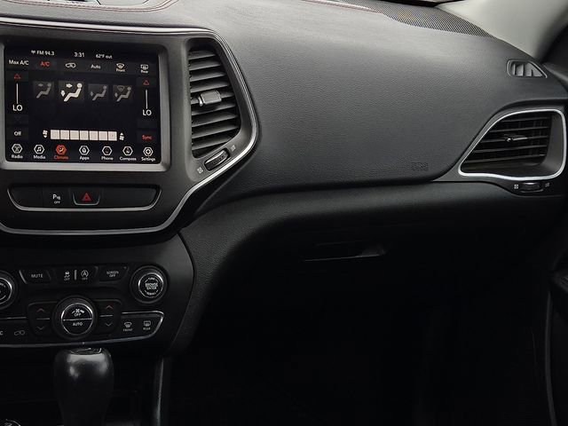 Used 2019 Jeep Cherokee Trailhawk AWD/4WD image 19