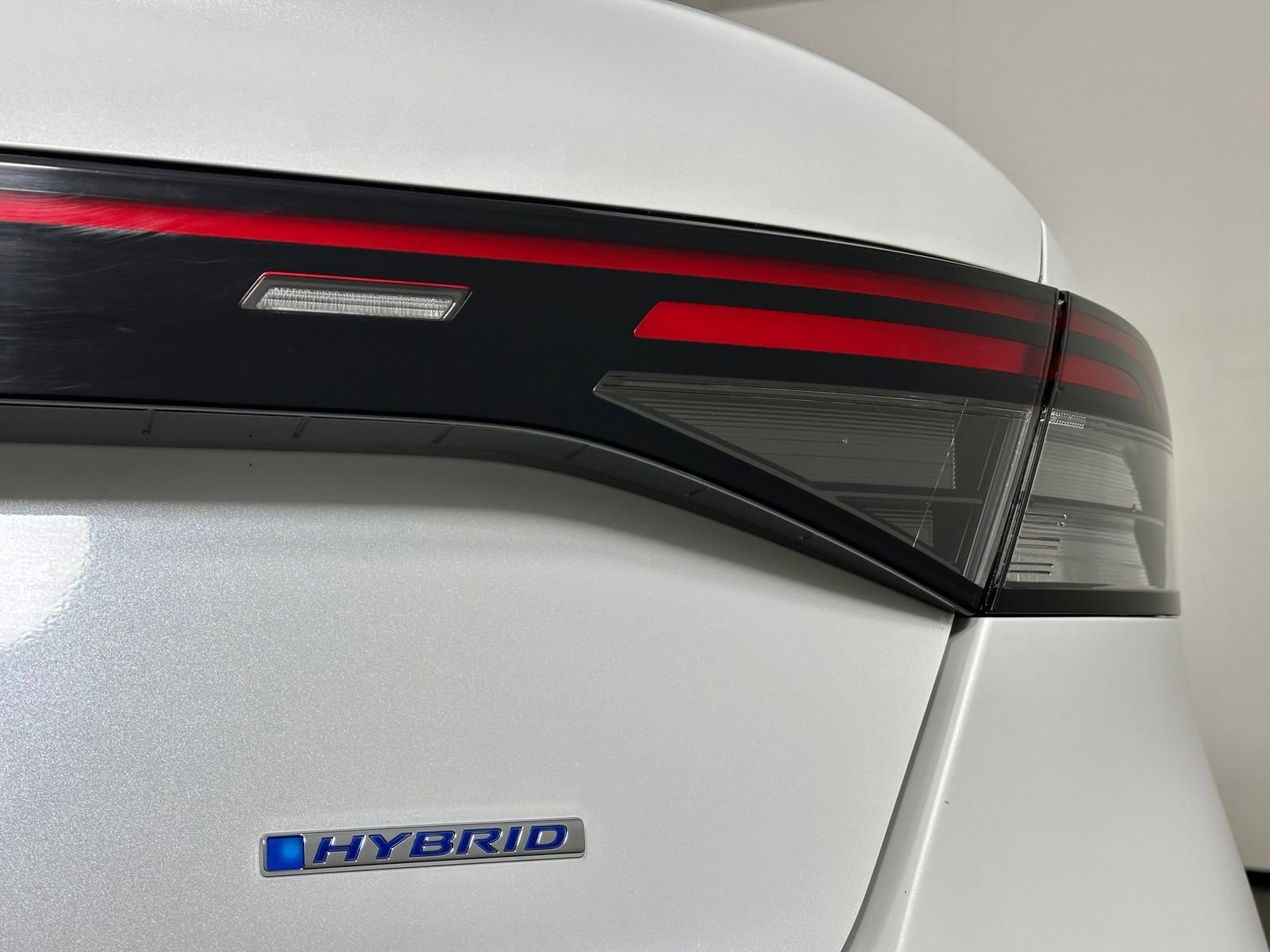 Used 2023 Honda Accord EX-L image 11