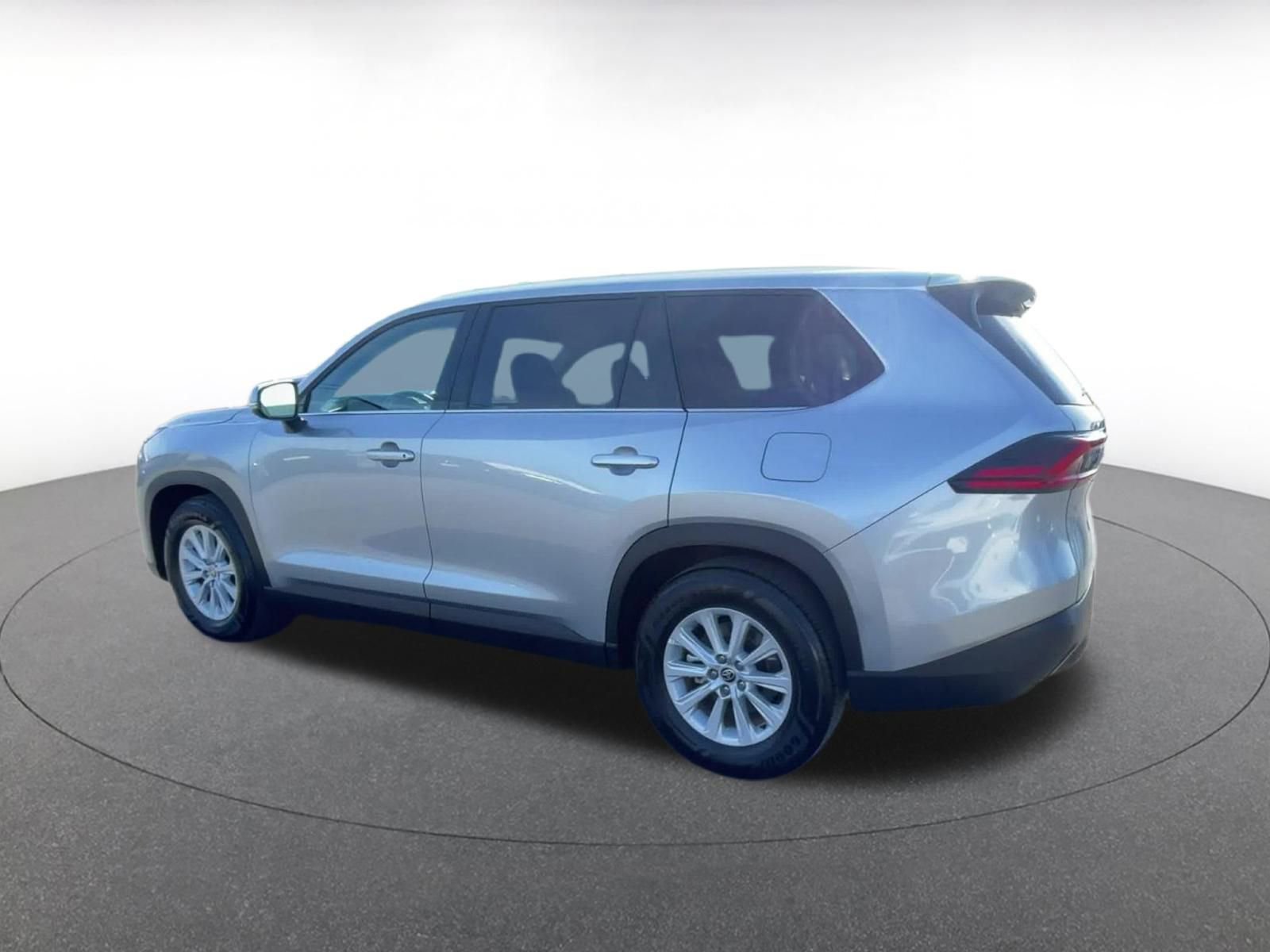 Used 2025 Toyota Grand Highlander FWD image 10