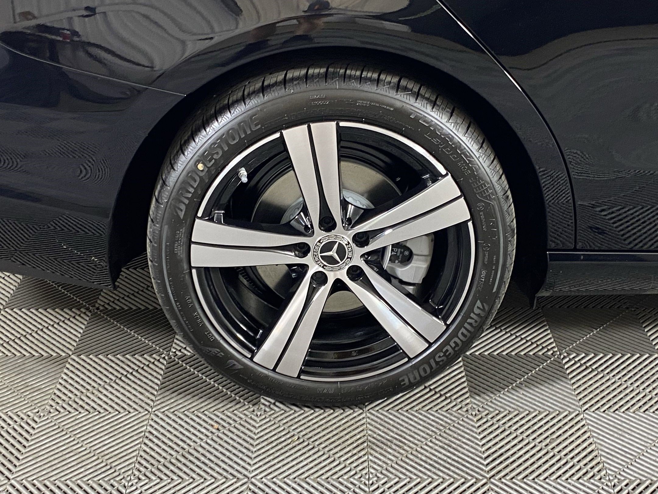 Used 2025 Mercedes-Benz C 300 C 300 image 10