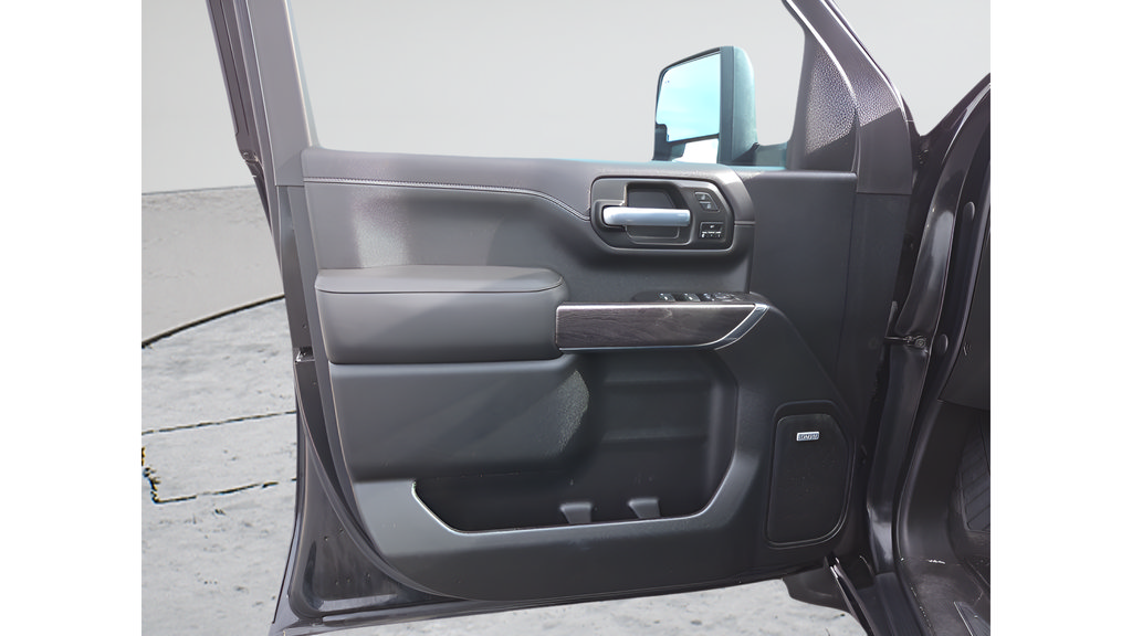 Used 2021 Chevrolet Silverado 3500 LTZ w/ LTZ Plus Package AWD/4WD image 10