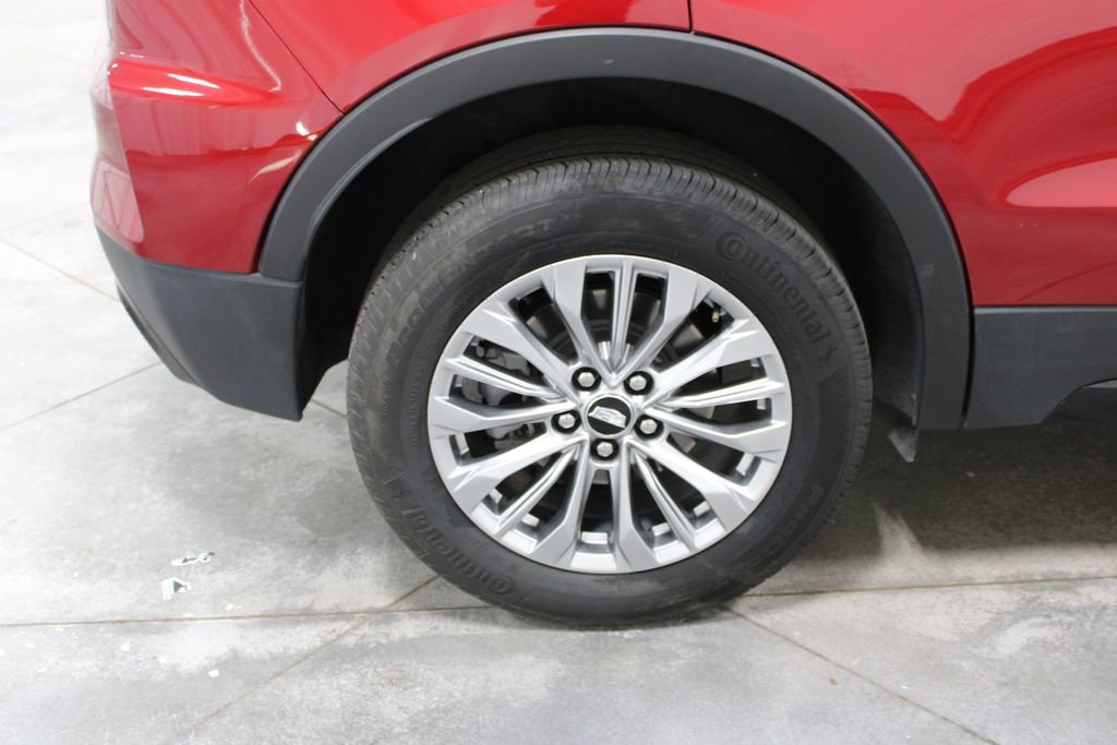 Used 2024 Cadillac XT4 Premium Luxury image 47