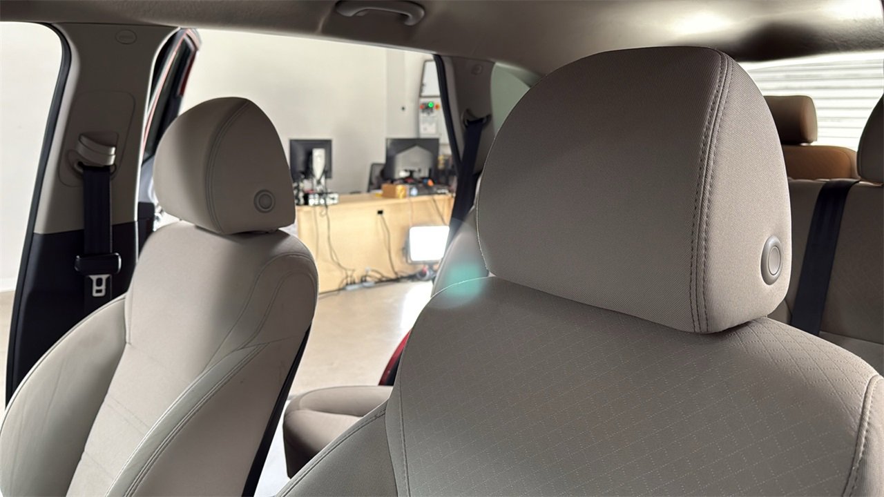 Used 2020 Kia Sorento LX w/ LX I4 Convenience Package image 13