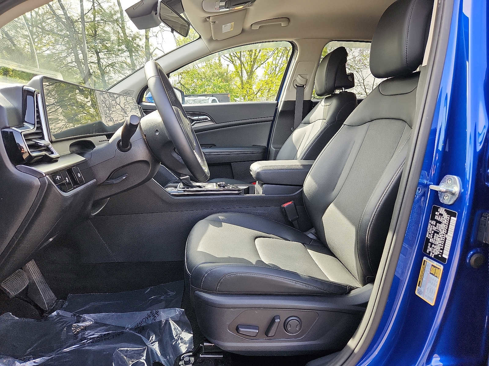 Used 2023 Kia Sportage EX FWD image 13
