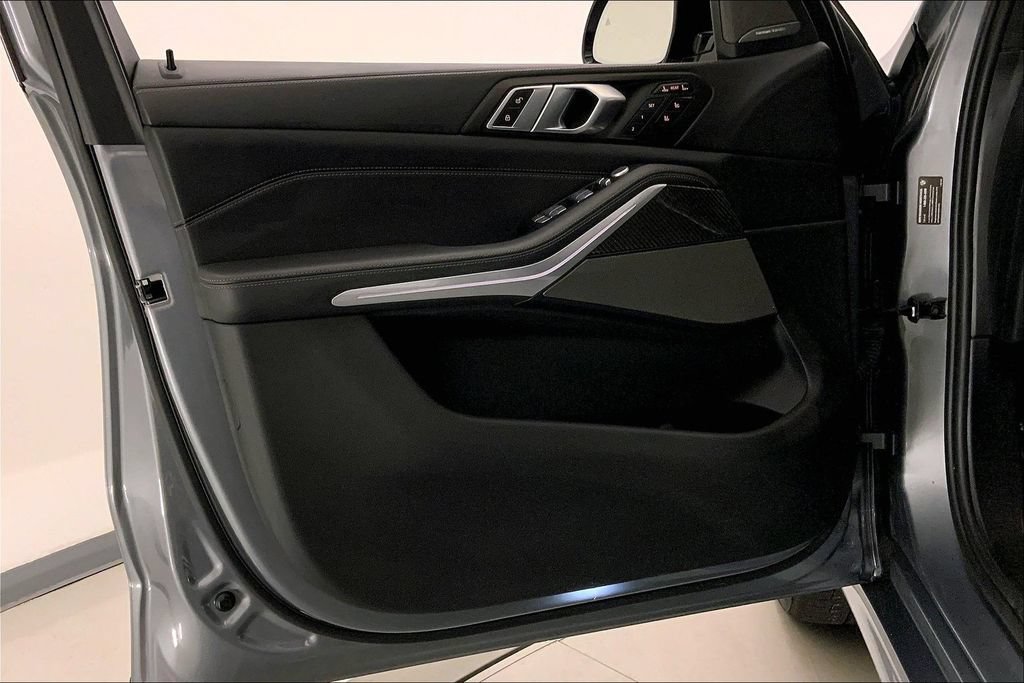 Certified 2024 BMW X7 M60i w/ Executive Package AWD/4WD image 24