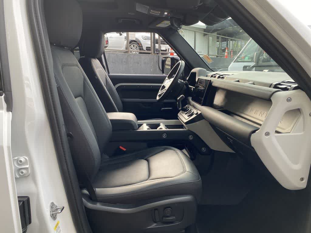 Used 2025 Land Rover Defender 110 S AWD/4WD image 18