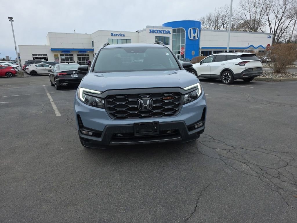 Used 2022 Honda Passport TrailSport image 2