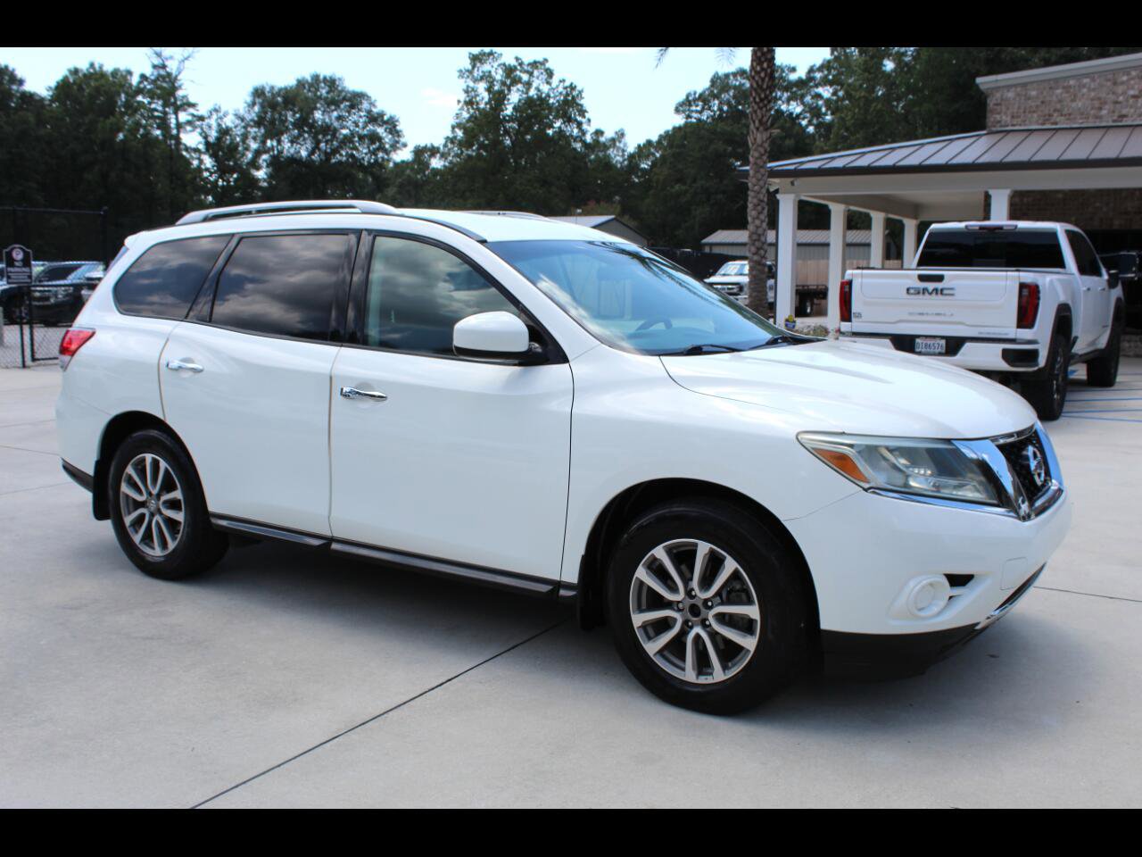 Used 2015 Nissan Pathfinder S