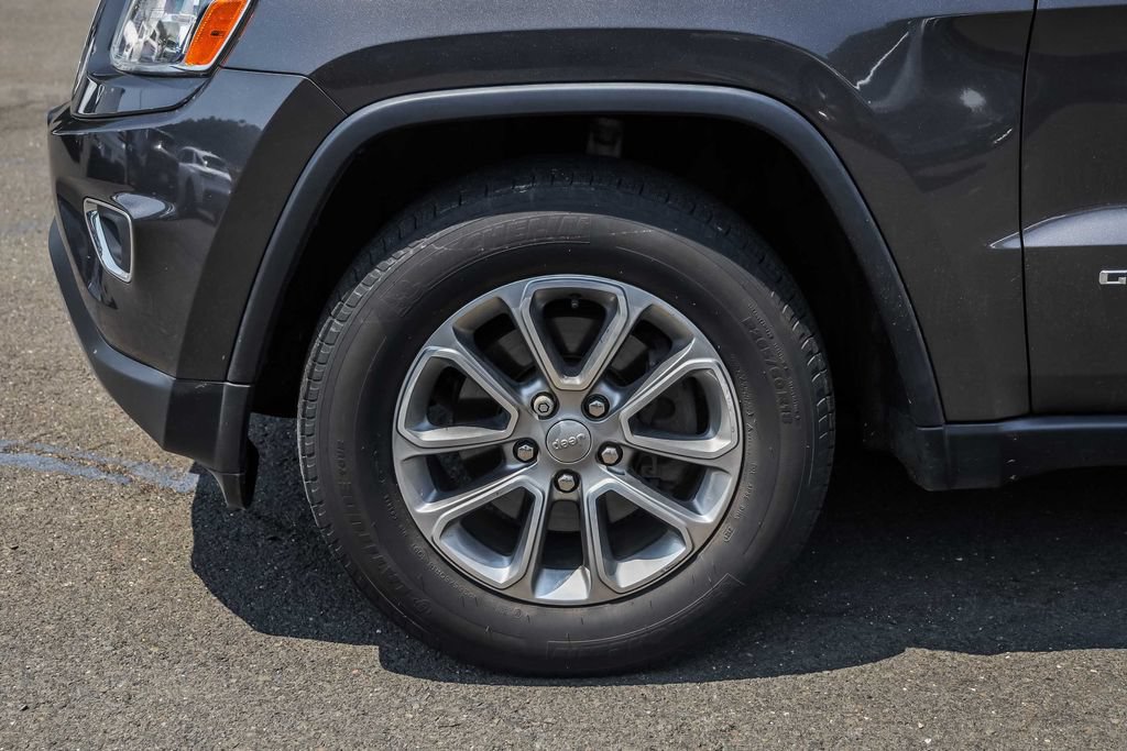 Used 2016 Jeep Grand Cherokee Limited AWD/4WD image 9