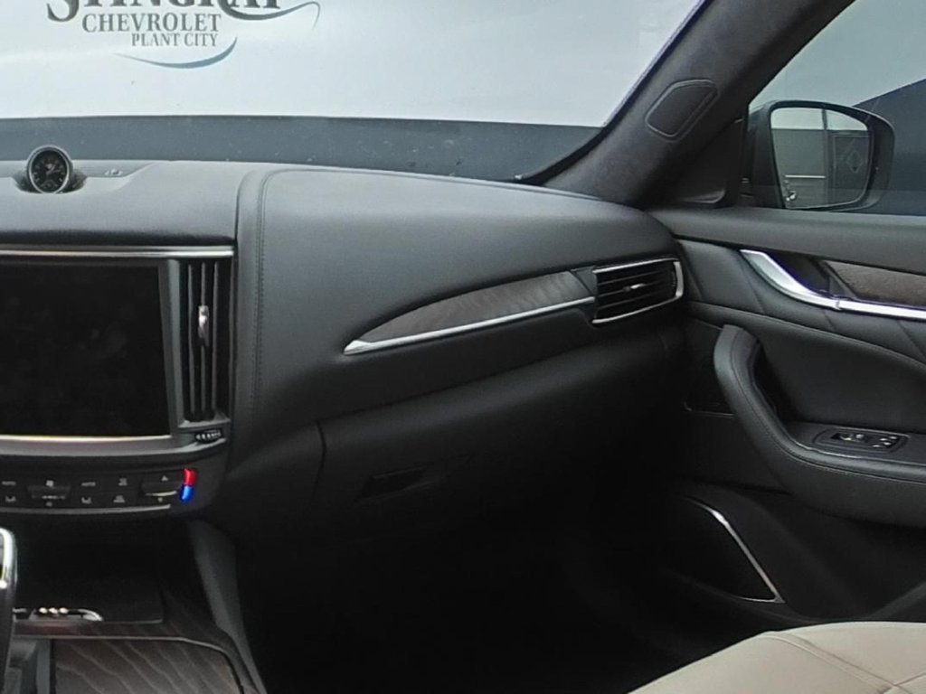 Used 2023 Maserati Levante Modena AWD/4WD image 15