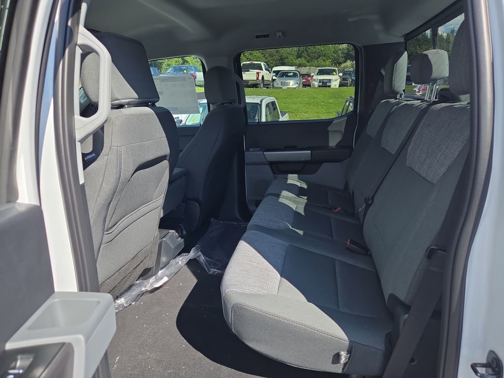 New 2026 Ford F350 XLT image 27