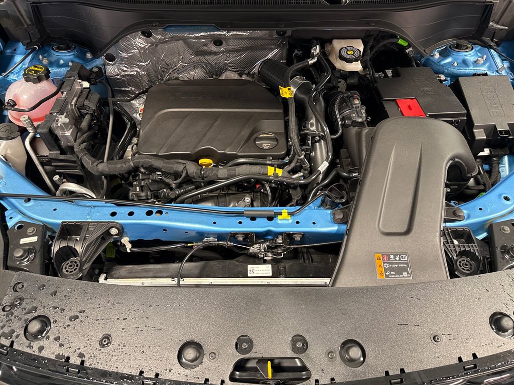 New 2026 Chevrolet Trax RS w/ Sunroof Package FWD image 44