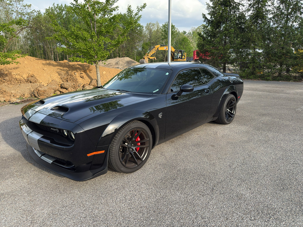Used 2021 Dodge Challenger SRT Hellcat RWD image 1
