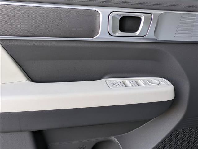 New 2026 Hyundai Santa Fe SE FWD image 15