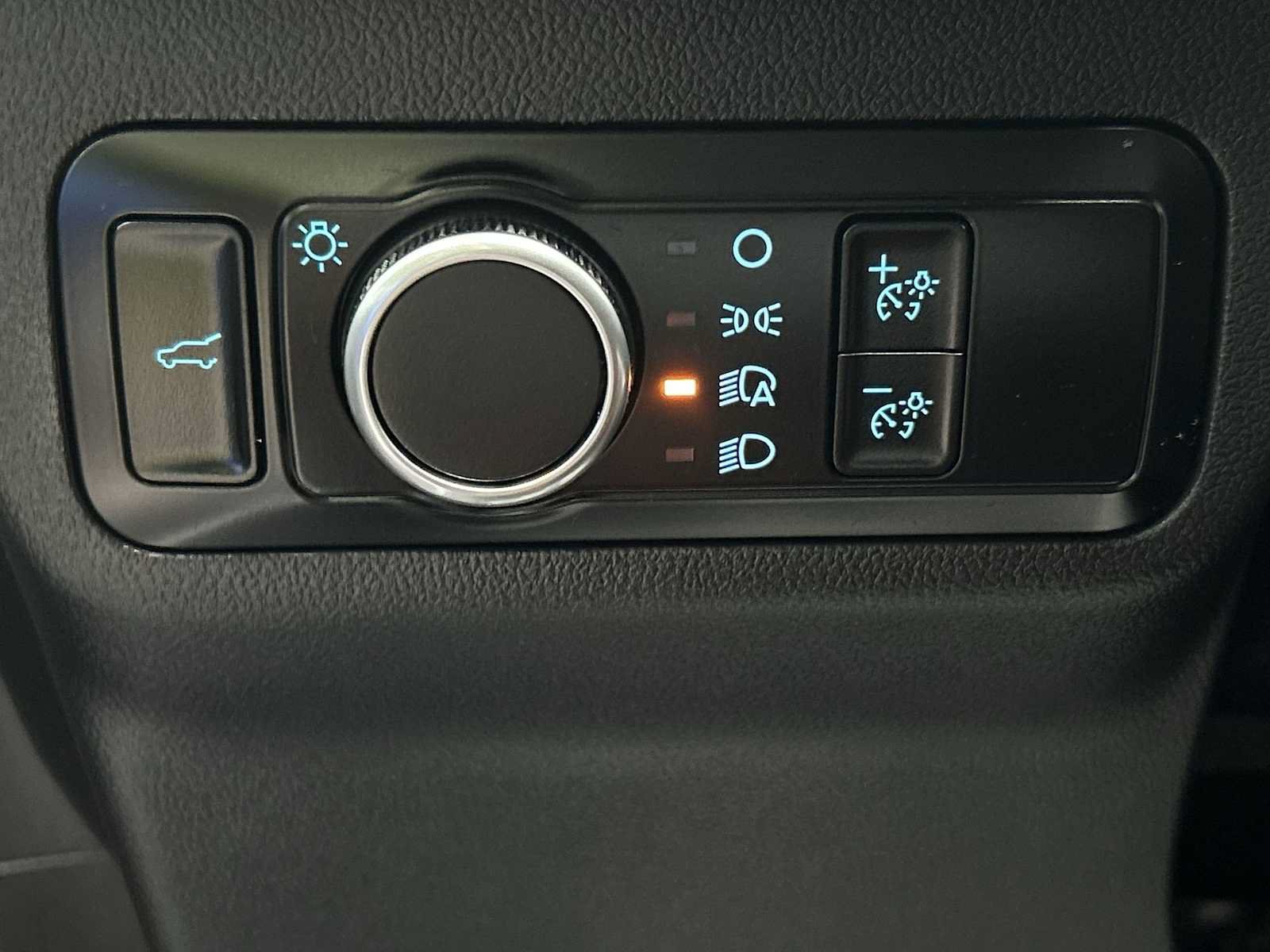 Used 2023 Ford Escape Active w/ Tech Pack #1 FWD image 26