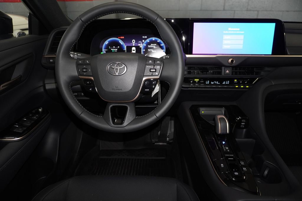 New 2026 Toyota Crown XLE image 13