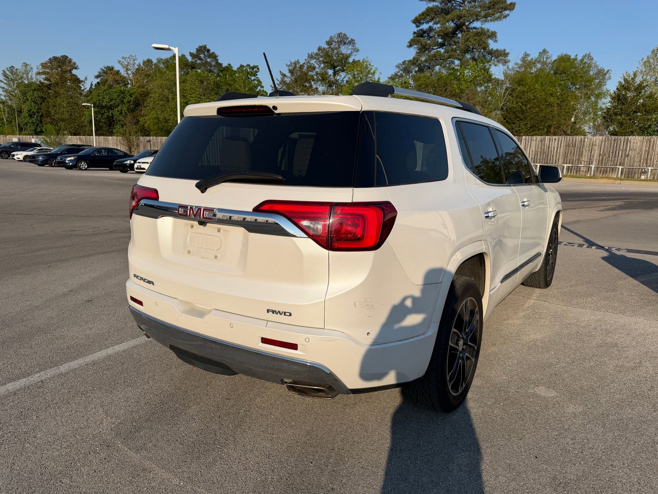 Used 2017 GMC Acadia Denali w/ Technology Package image 8