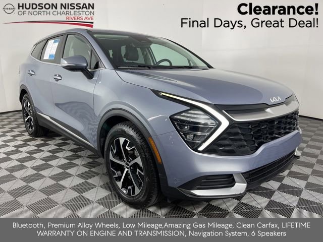 Used 2024 Kia Sportage EX image 1
