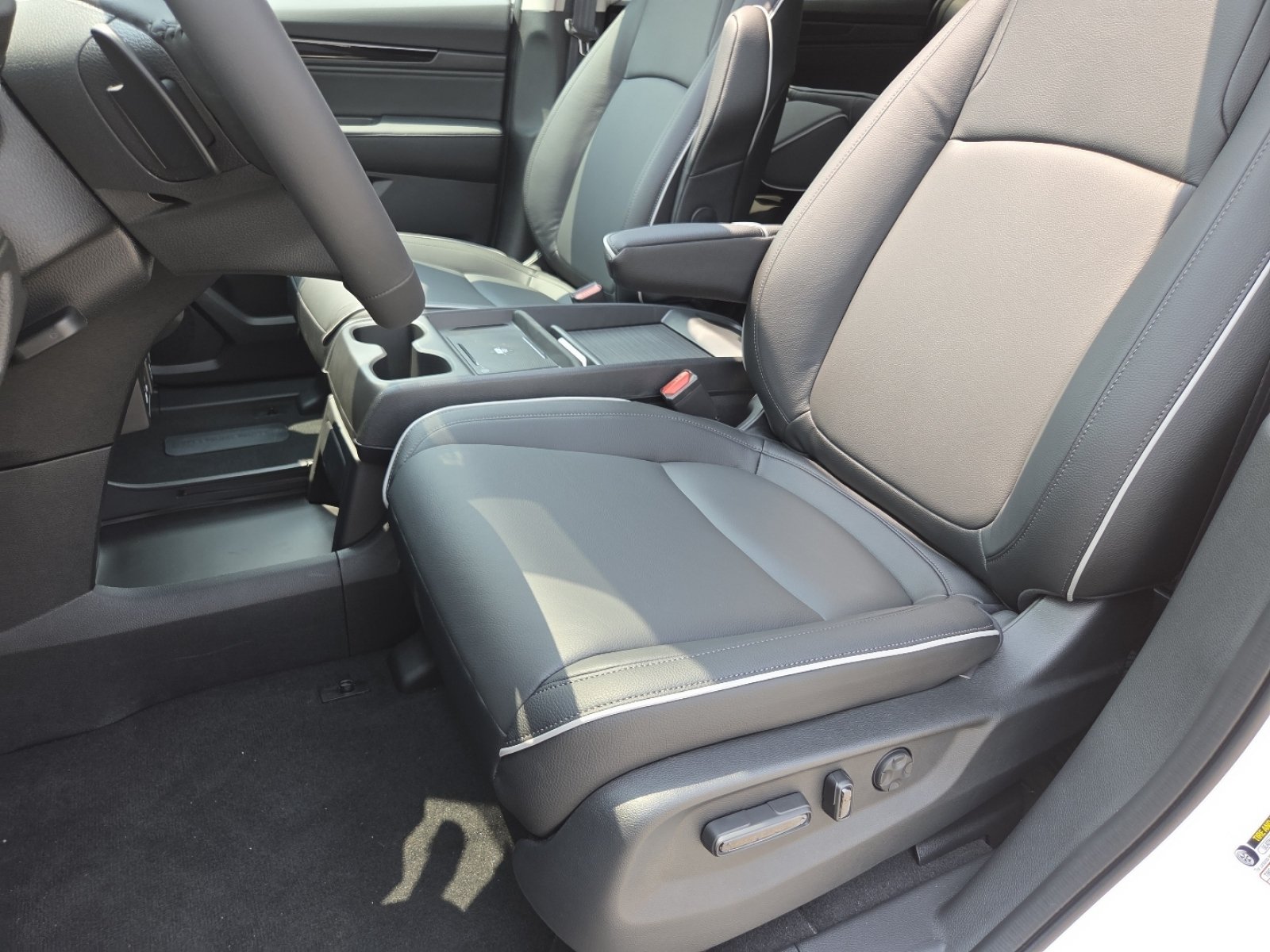 New 2026 Honda Odyssey Touring image 33