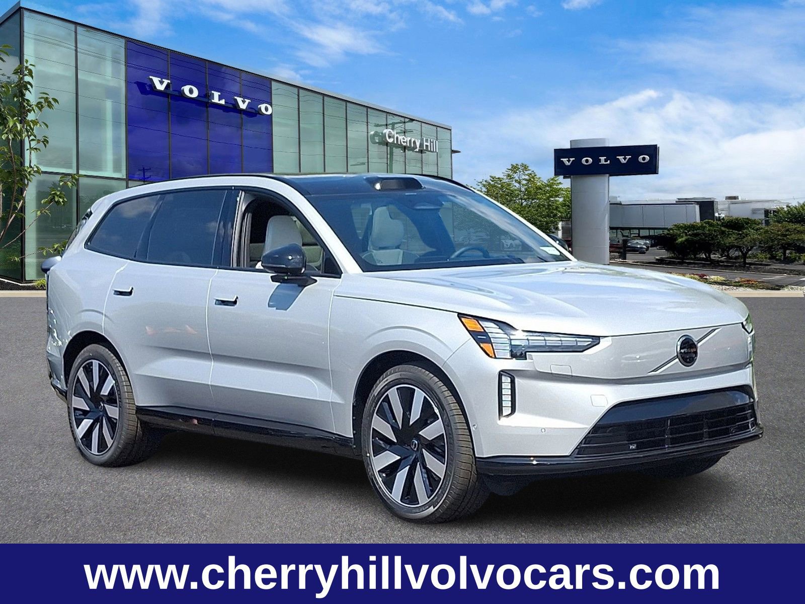 New 2025 Volvo EX90 Ultra image 1