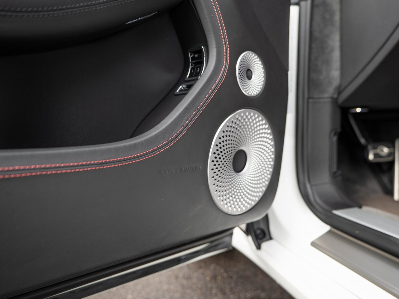 Used 2022 Bentley Continental GT image 34