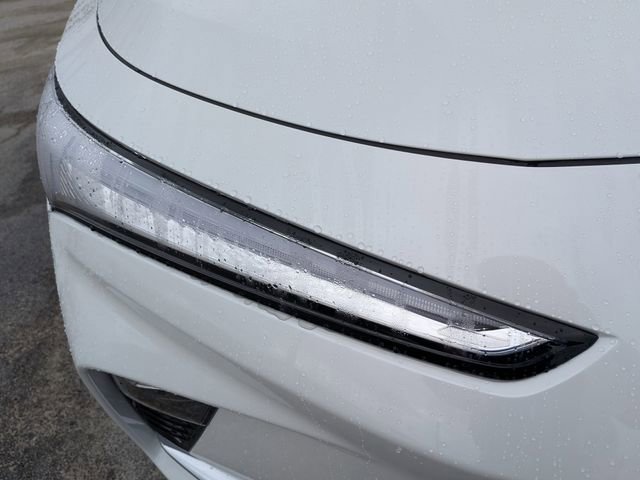 New 2026 Buick Envista Sport Touring FWD image 9