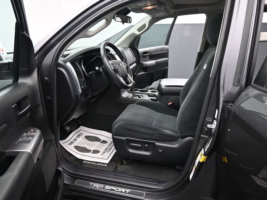 Used 2022 Toyota Sequoia TRD Sport image 17