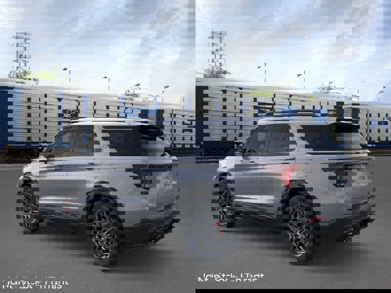 New 2026 Ford Explorer ST image 4
