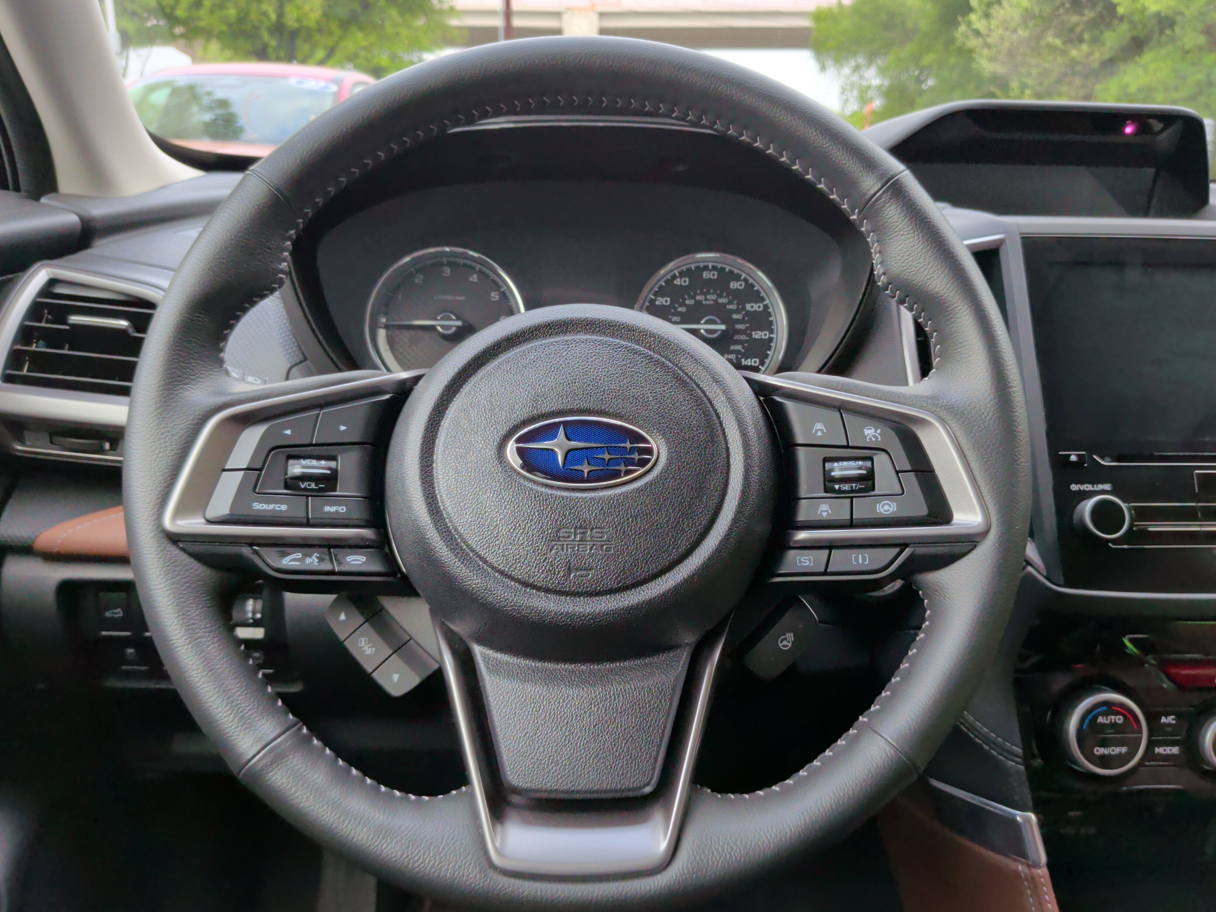 Used 2023 Subaru Forester Touring AWD/4WD image 21