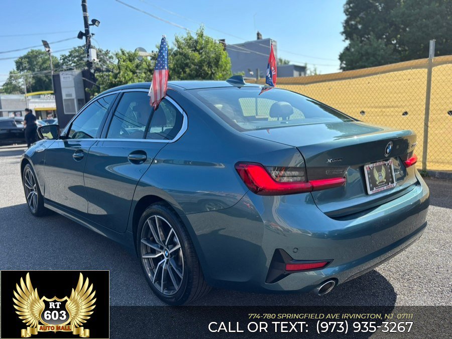 Used 2021 BMW 330i xDrive Sedan w/ Driving Assistance Package AWD/4WD image 4