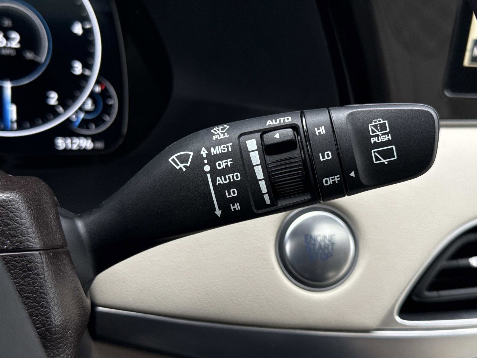 Used 2020 Hyundai Palisade Limited w/ Winter Weather Package image 12