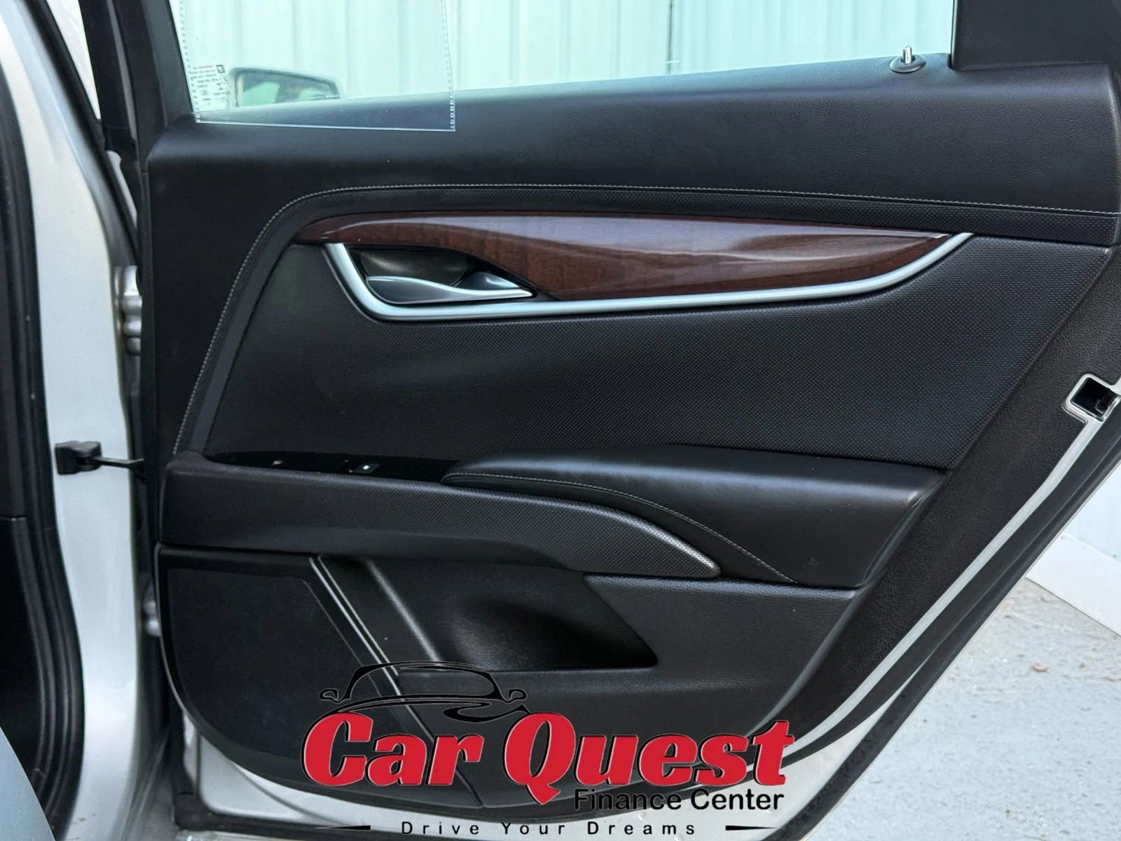 Used 2017 Cadillac XTS Luxury image 16