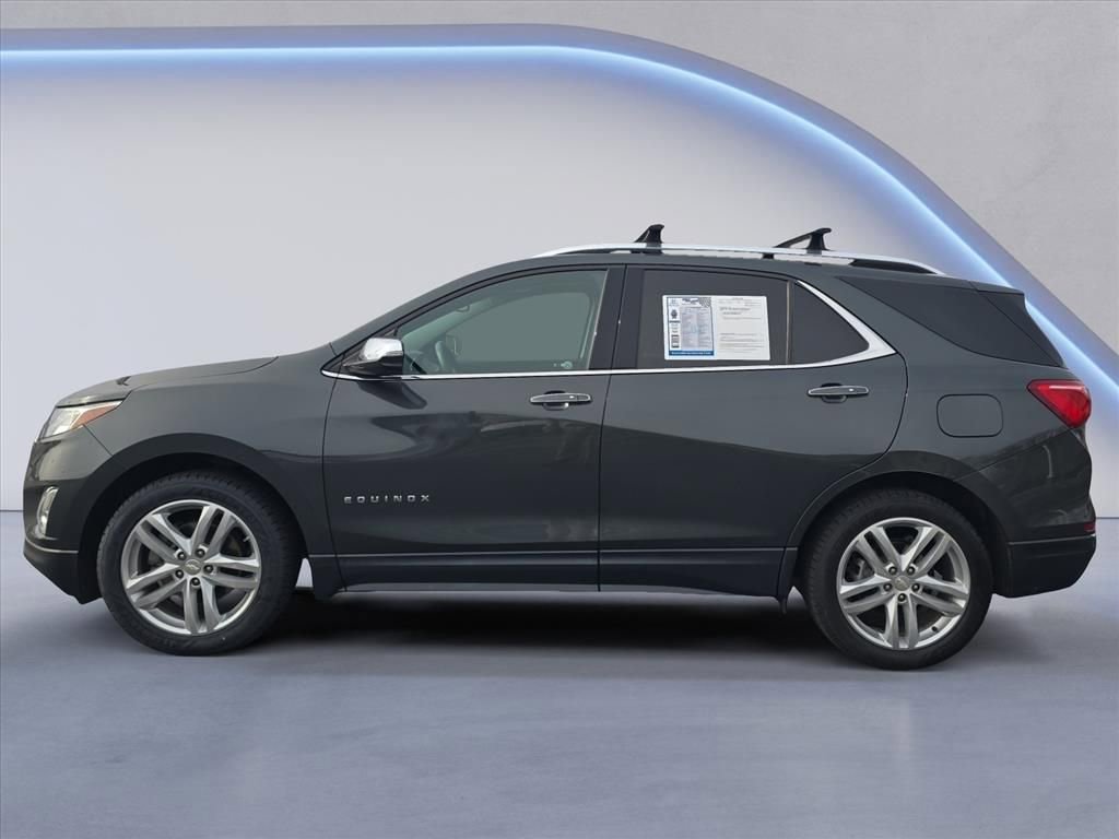Used 2018 Chevrolet Equinox Premier image 2