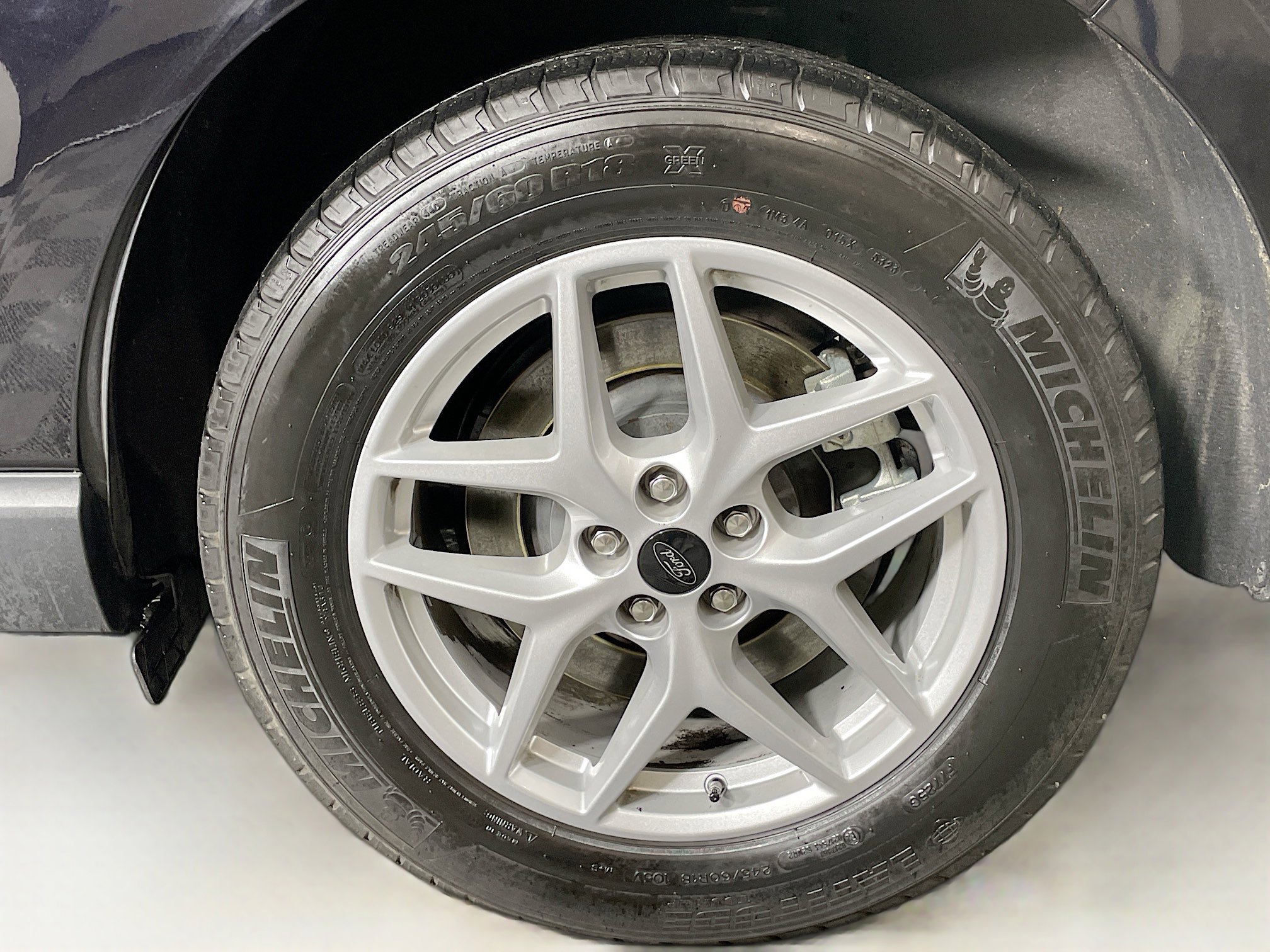 Used 2024 Ford Edge SEL image 11