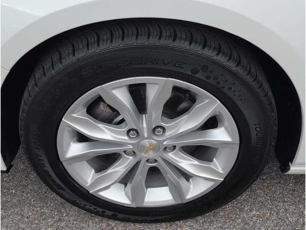 Used 2024 Chevrolet Malibu LT image 9