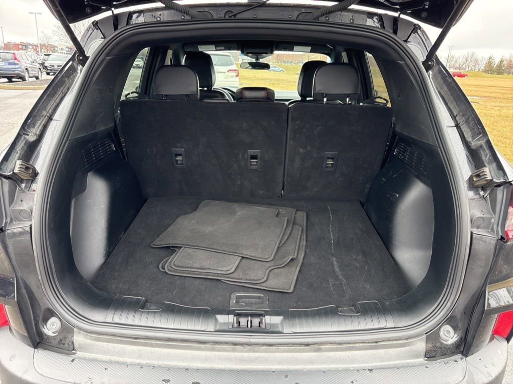 Used 2025 Ford Escape ST-Line image 9